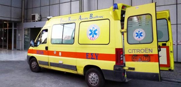 Nεαρός με τραύμα στο κεφάλι μετά από ατύχημα με ποδήλατο